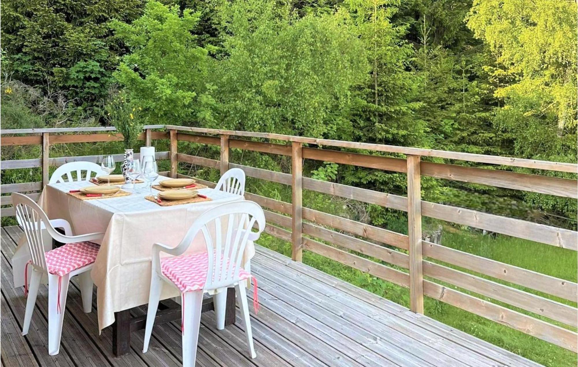 Gorgeous Apartment In Gerardmer With Kitchen Buitenkant foto